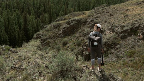 Comment organiser un camping pour une expédition de randonnée dans les montagnes de l'Atlas?